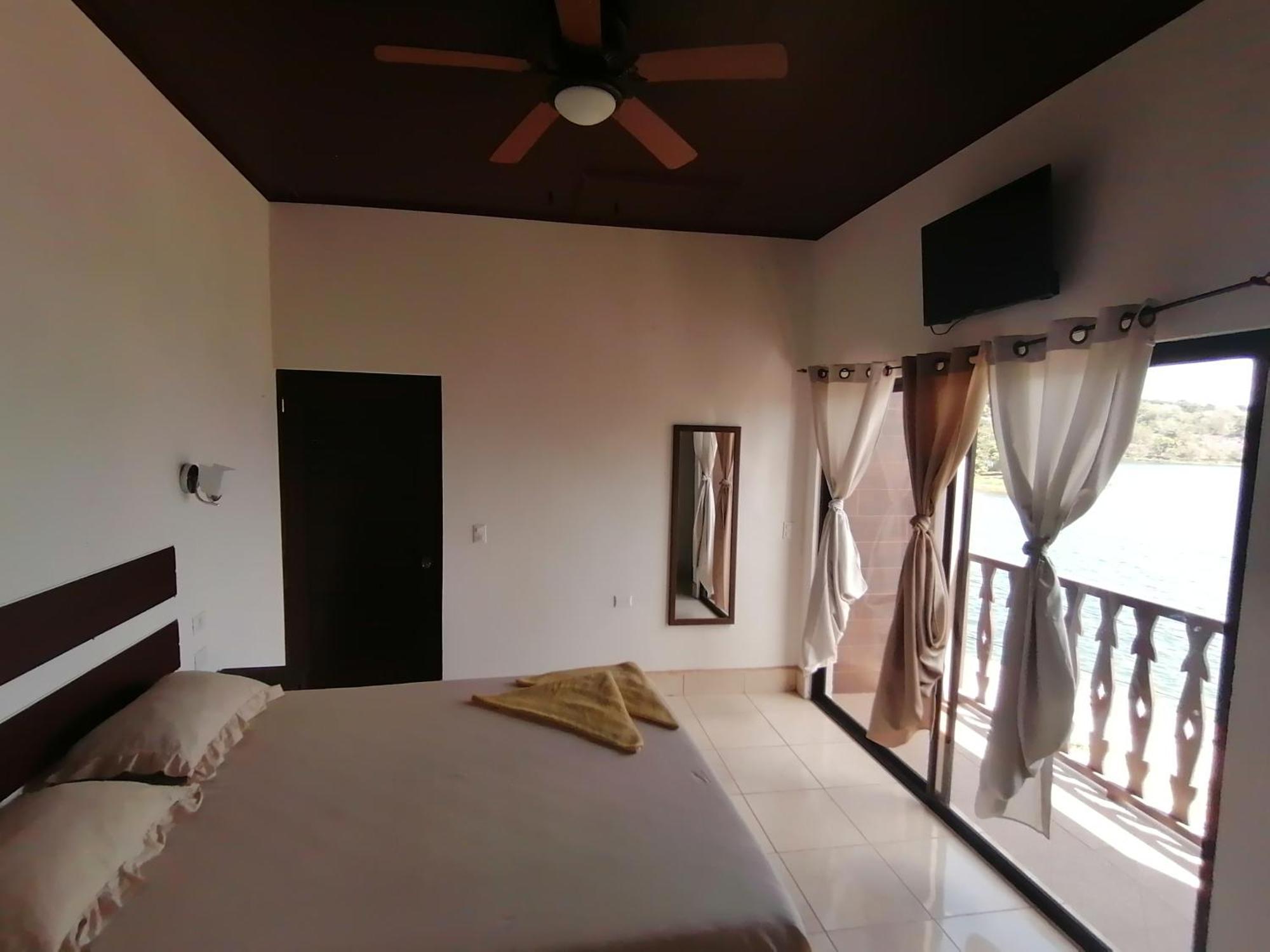 La Posada De Don Jose Flores Room photo