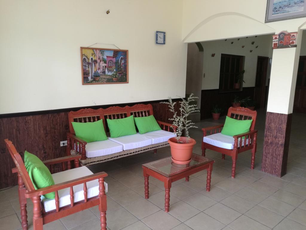 La Posada De Don Jose Flores Exterior photo